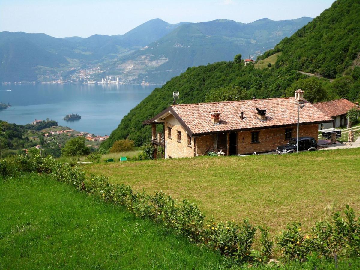Cozy Chalet At Marone Lake Lombardy With Pool 外观 照片