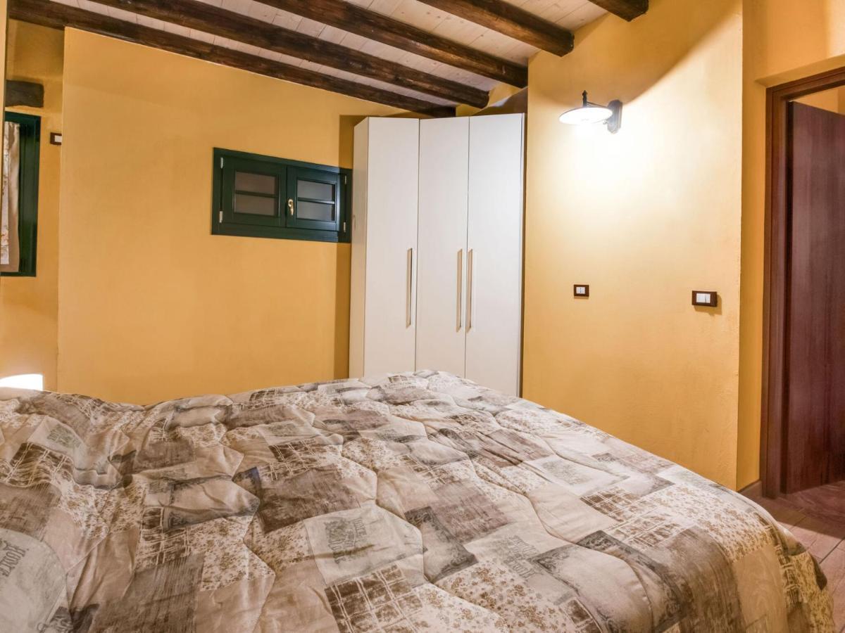 Cozy Chalet At Marone Lake Lombardy With Pool 外观 照片