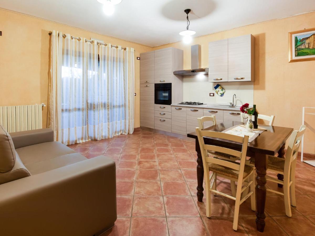 Cozy Chalet At Marone Lake Lombardy With Pool 外观 照片