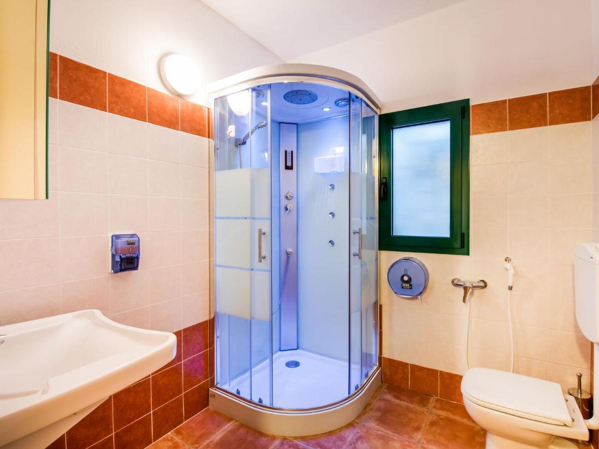 Cozy Chalet At Marone Lake Lombardy With Pool 外观 照片